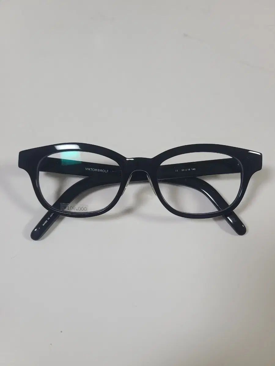 VICTOR&ROLF 黒 ウェリントン メガネ