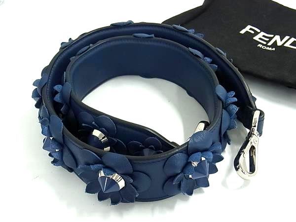□美品□ FENDI フェンディ ストラップユー レザー フラワー バッグ用 
