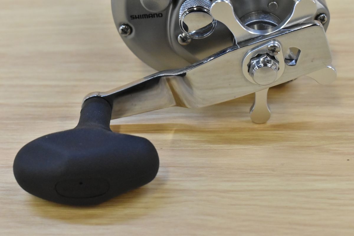 シマノ 09 スピードマスター 石鯛 3000T 右 SHIMANO SPEED MASTER