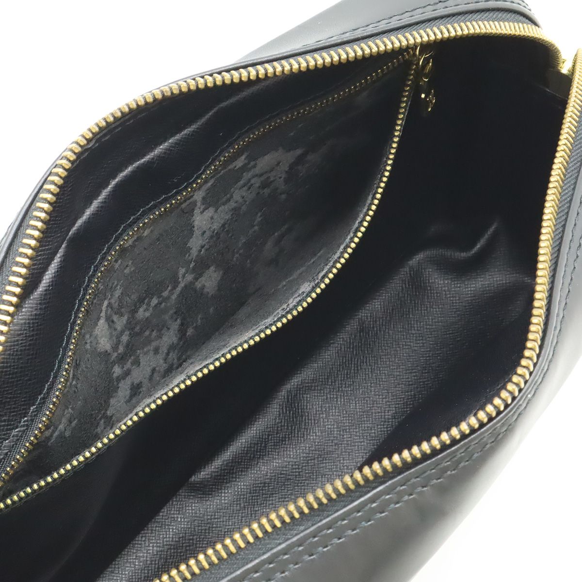 LOUIS VUITTON ルイ ヴィトン エピ トロカデロ27 ショルダーバッグ