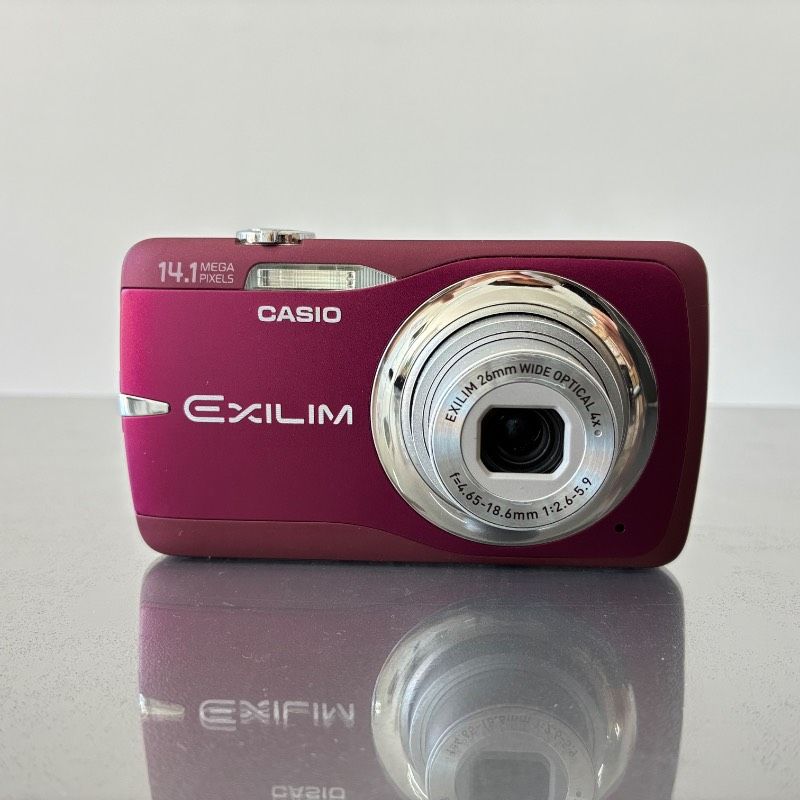 カメラ 【廃盤品・人気カラー】CASIO EXILIM EX-Z550 ピンク 動作確認