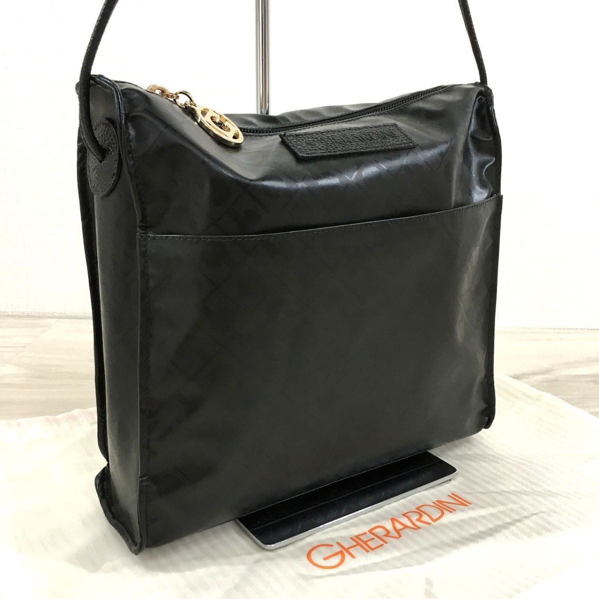 461 送料込み！ 未使用品 GHERARDINI ショルダーバッグ 超軽量 