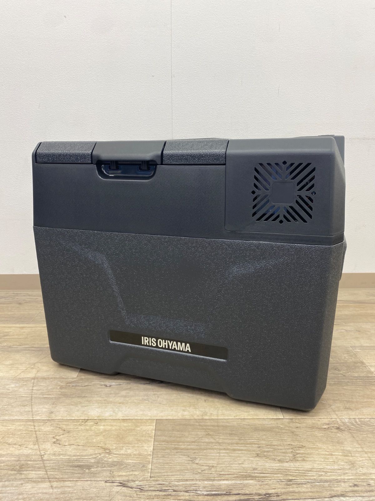 アイリスオーヤマ ポータブル冷蔵冷凍庫 40L IPD-4A-B
