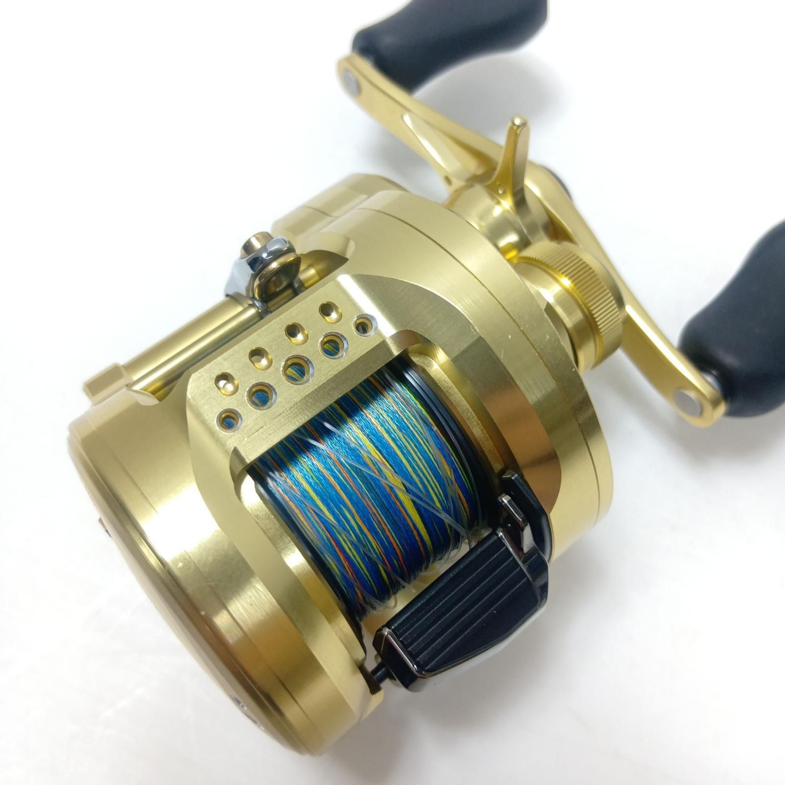 SHIMANO シマノ SHIMANO 04238 21カルカッタコンクエスト200HG 04238