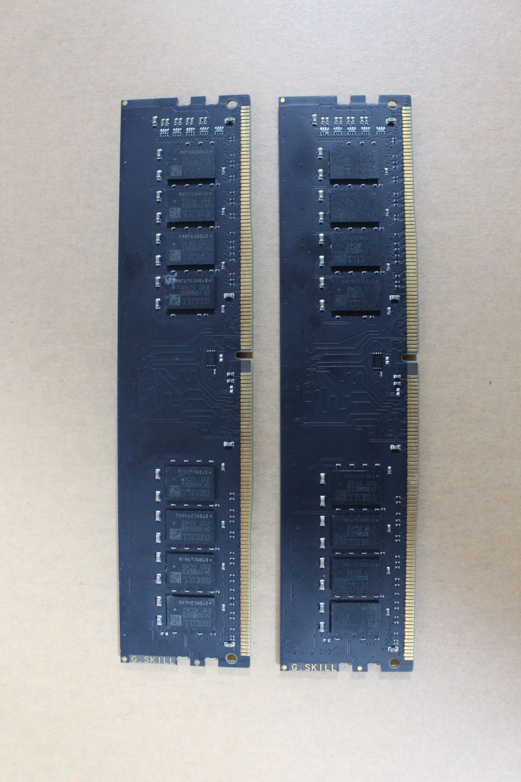 G.SKILL DDR4 2666MHz 8GB×2 PCメモリ ジャンク品 G.Skill DDR4-2666 16GB(8GBx2) ジャンク- メルカリ