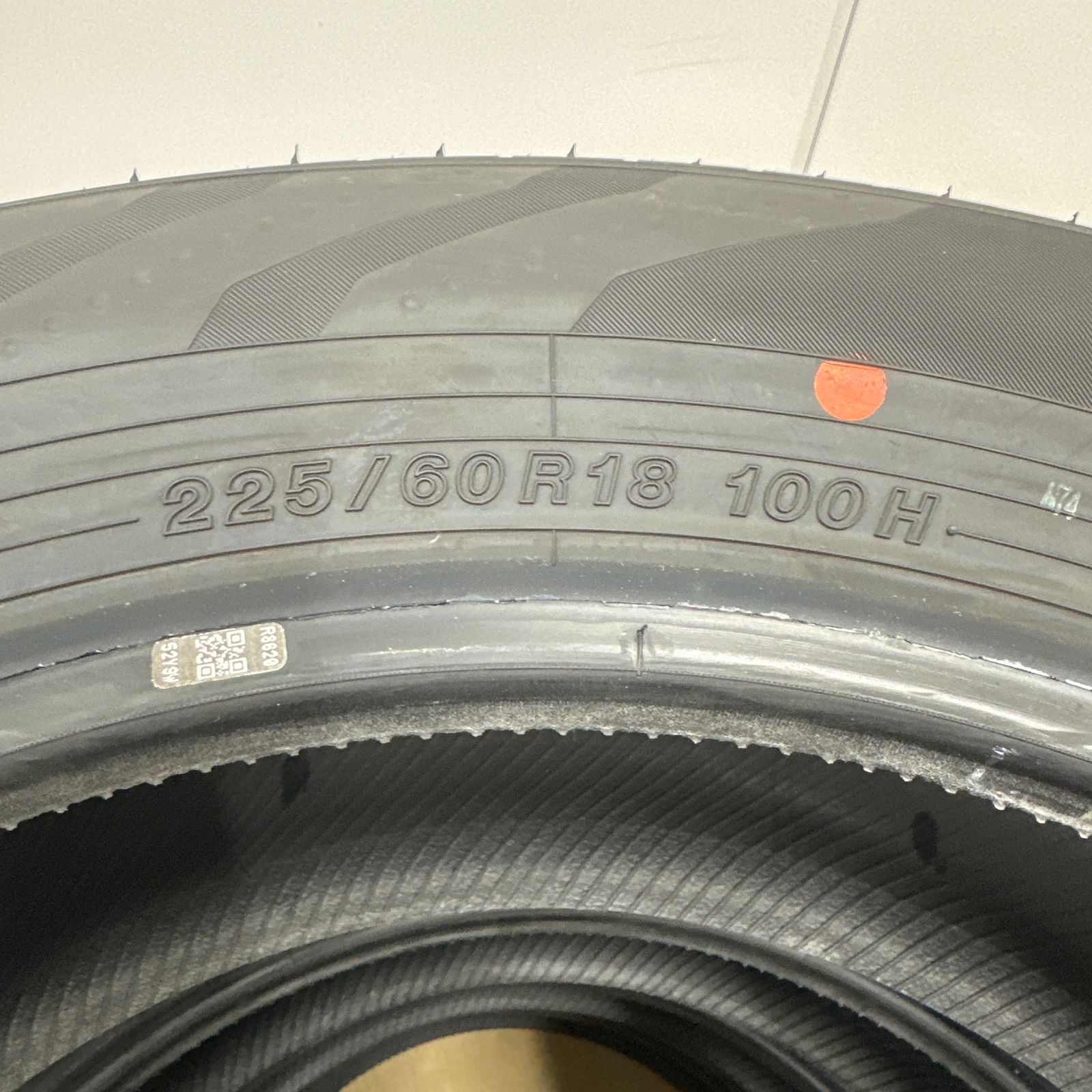225/60R18 100H 2025年製 YOKOHAMA ADVAN V03 SUV ミニバン 4本セット