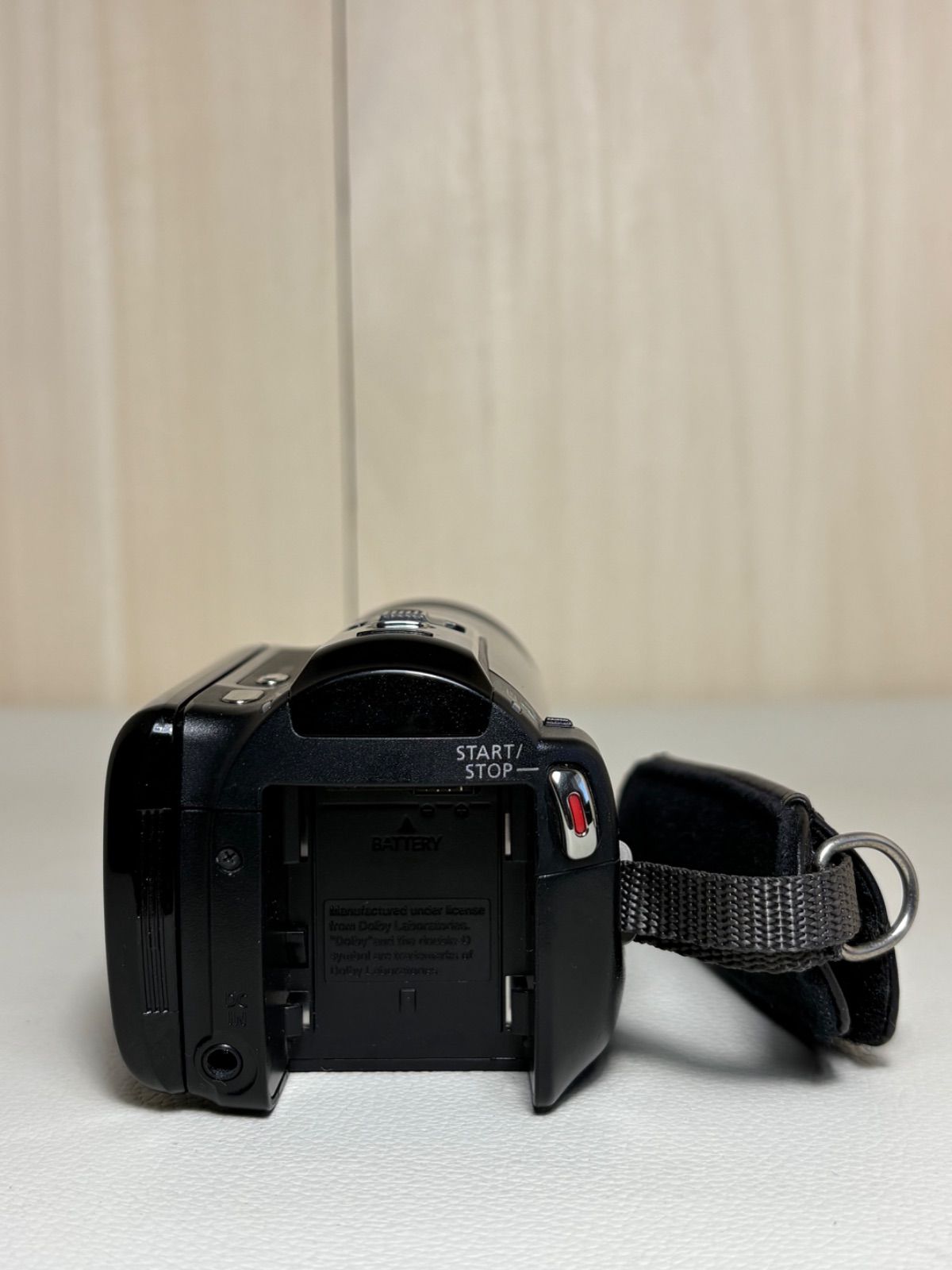 Canon キャノン iVIS HF M32 デジタルビデオカメラ【動作品】 Canon キャノン iVIS HF M32 デジタルビデオカメラ【動作品】