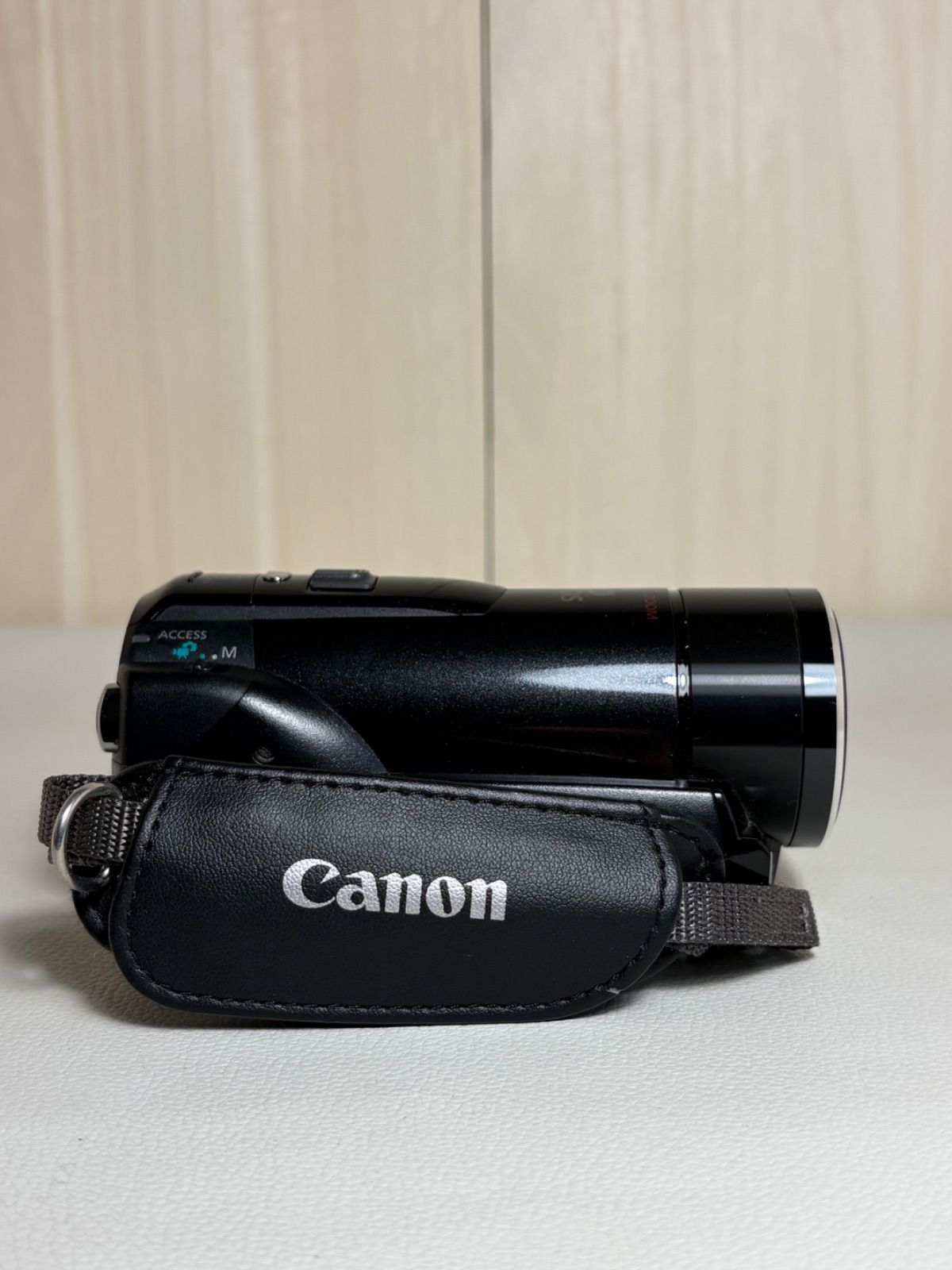 Canon キャノン iVIS HF M32 デジタルビデオカメラ【動作品】 Canon キャノン iVIS HF M32 デジタルビデオカメラ【動作品】