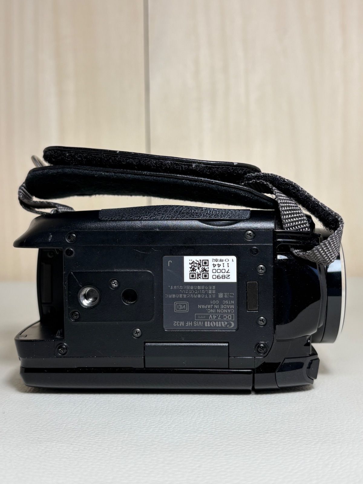 Canon キャノン iVIS HF M32 デジタルビデオカメラ【動作品】 Canon キャノン iVIS HF M32 デジタルビデオカメラ【動作品】