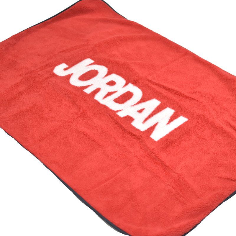 海外限定 JORDAN REVERIBLE BIG BLANKET - メルカリ