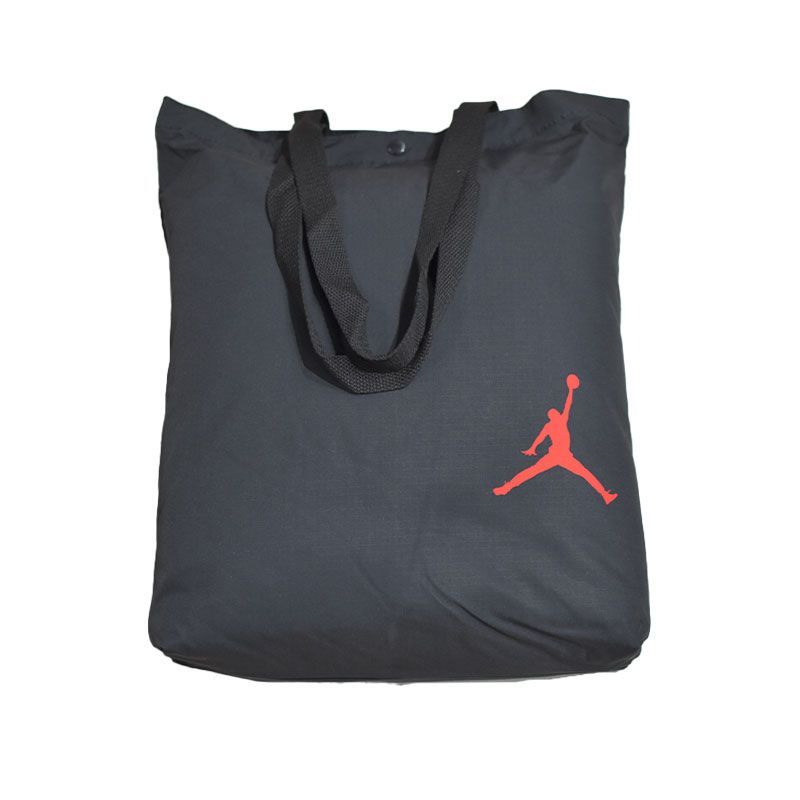 海外限定 JORDAN REVERIBLE BIG BLANKET - メルカリ