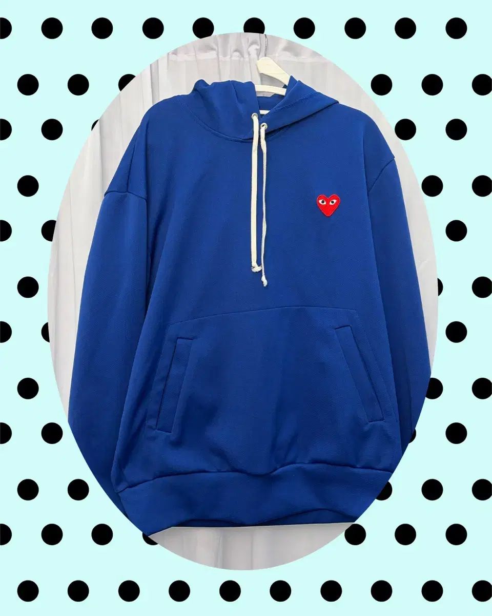コム・デ・ギャルソン ブルー ハート フーディー Tシャツ 8,994円