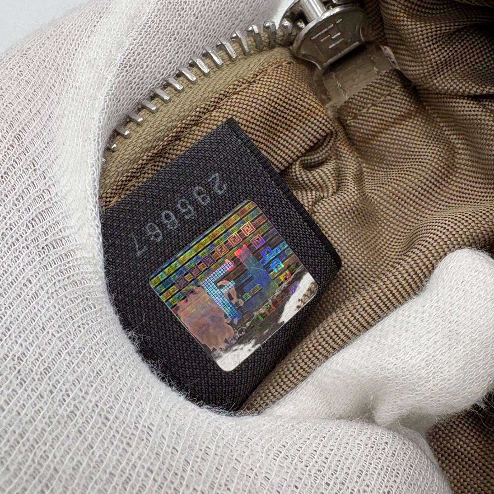 FENDI フェンディ ズッキーノ柄 アクセサリーポーチ ワンショルダー 