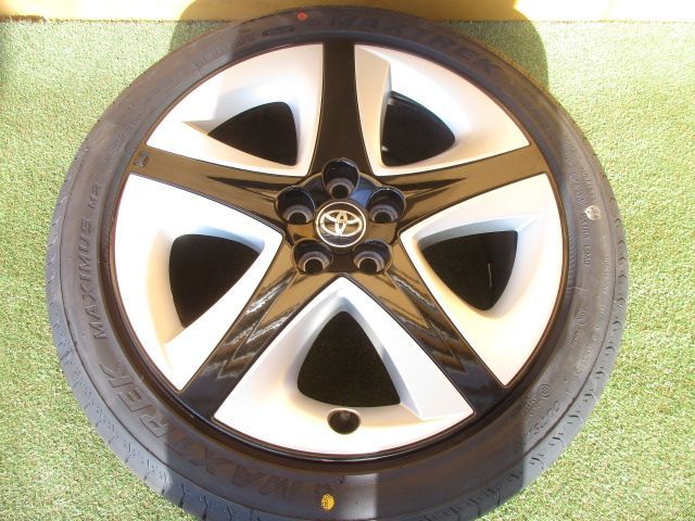 【中古】　送料込み　トヨタ純正　プリウス　215/45R17　ラヂアルタイヤ４本SET　アリオン　ウィッシュ　プレミオ