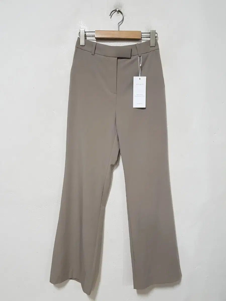 SIYAZA シアージュ シグネチャースラックス Sサイズ 新品 4,611円