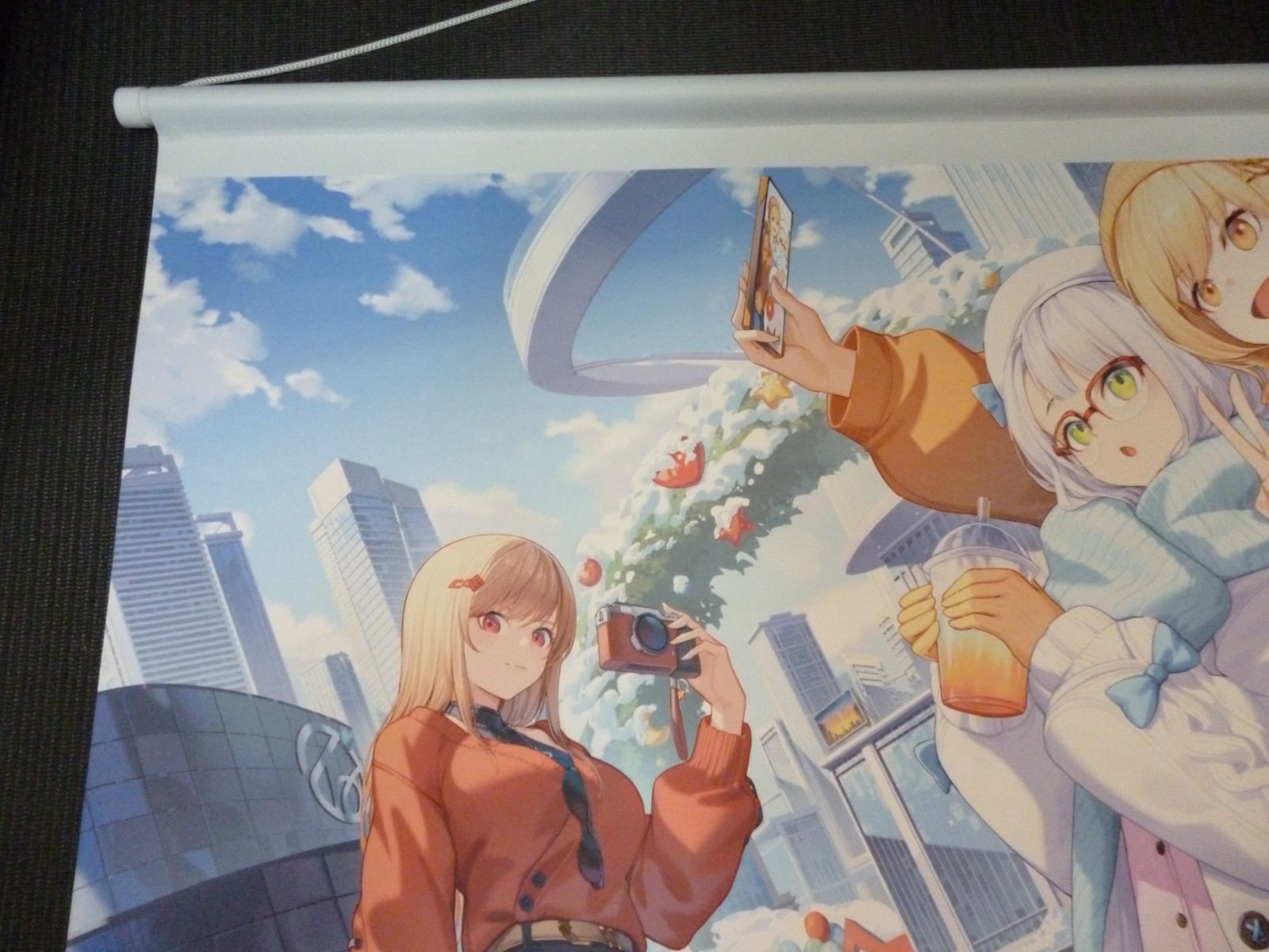 中古品 勝利の女神NIKKE ニケ B2 タペストリー ラピ アニス ネオン
