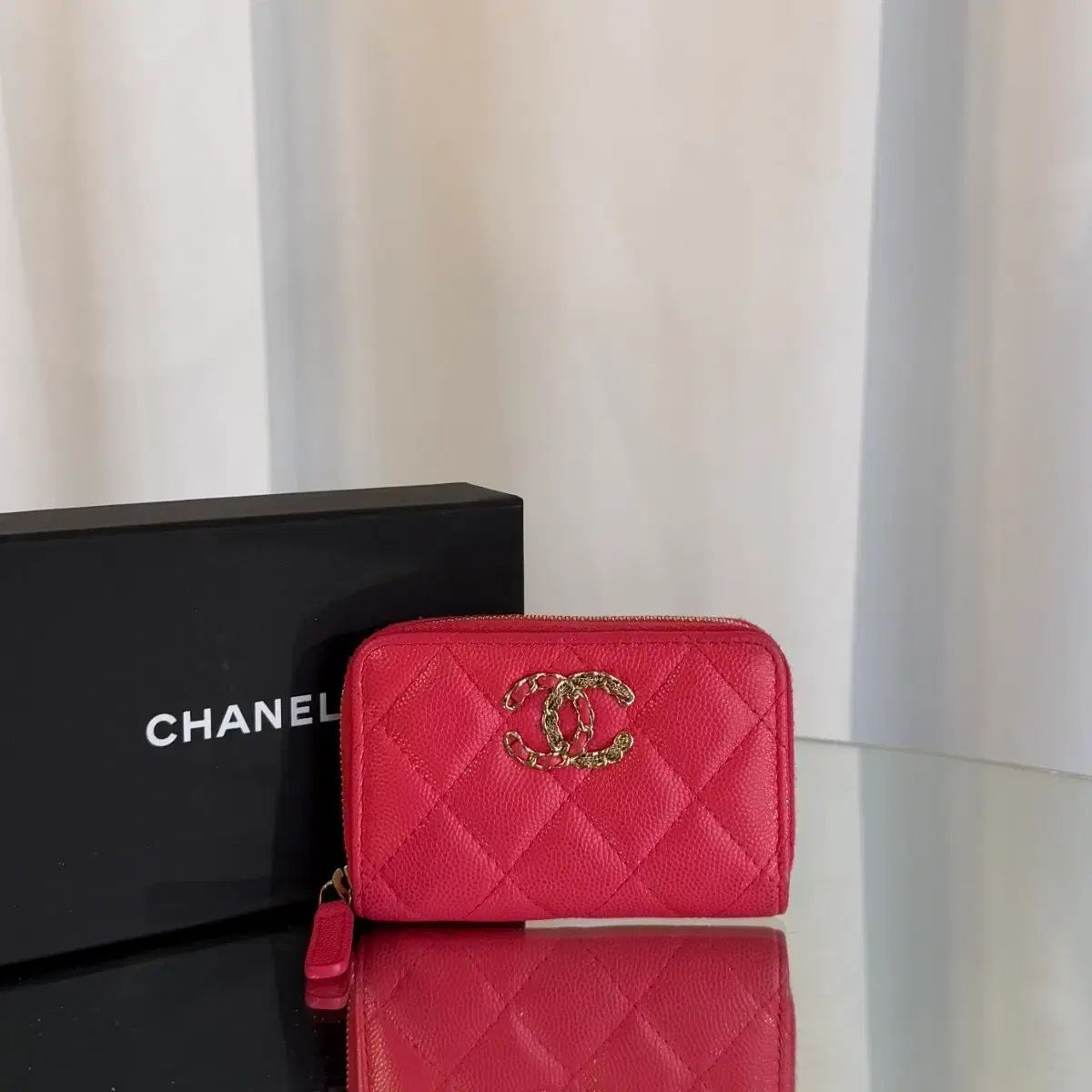 シャネル キャビア 19 CC ロゴ ジッパー コイン 財布