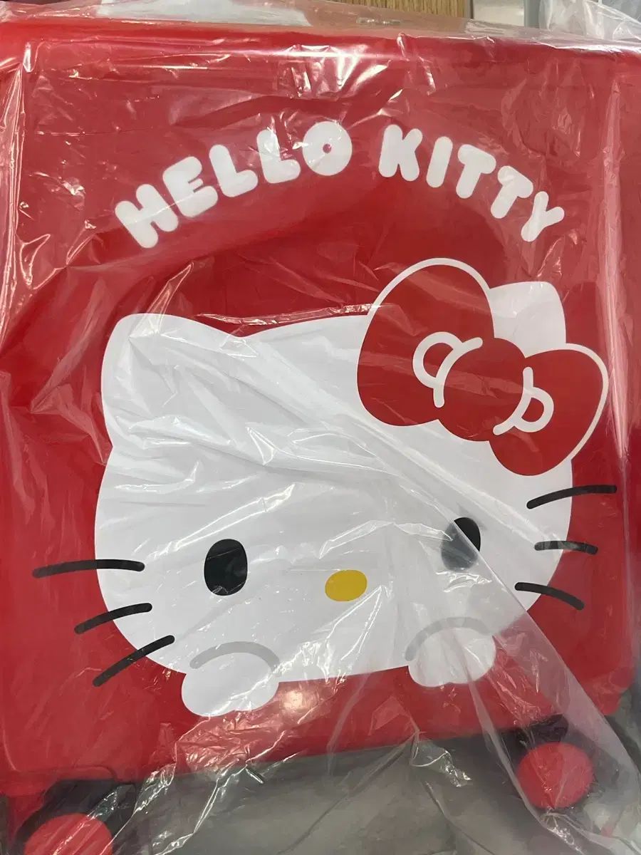 ハローキティ キャリアー