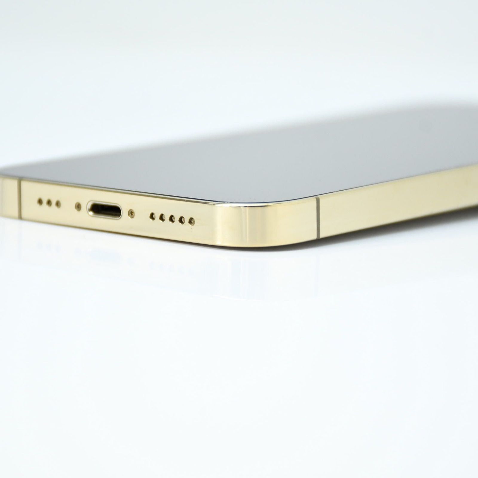 美品】iPhone13 Pro 256GB ゴールド SIMフリー - メルカリ