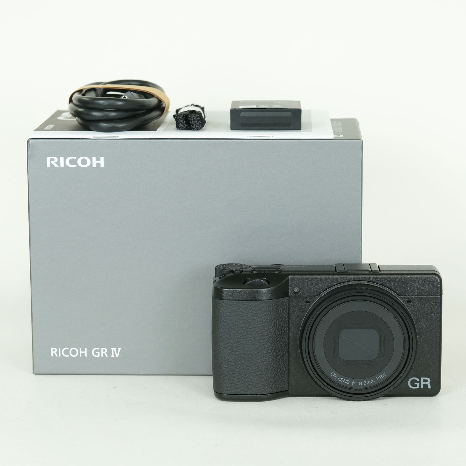 [美品 | シャッター数587回] RICOH GR IV | コンパクトデジタルカメラ
