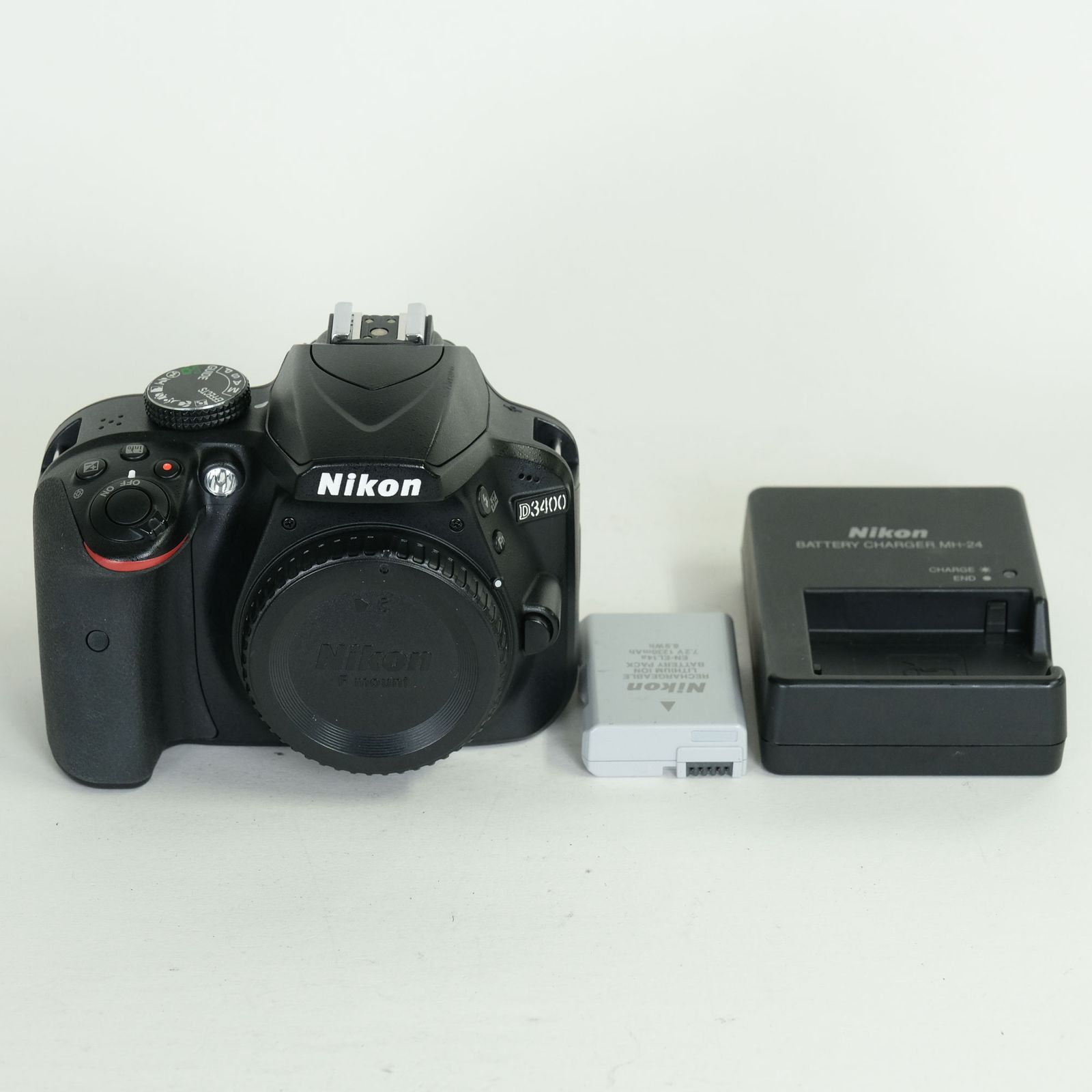 [良品 | シャッター数21,037回] Nikon D3400 | Nikon Fマウント