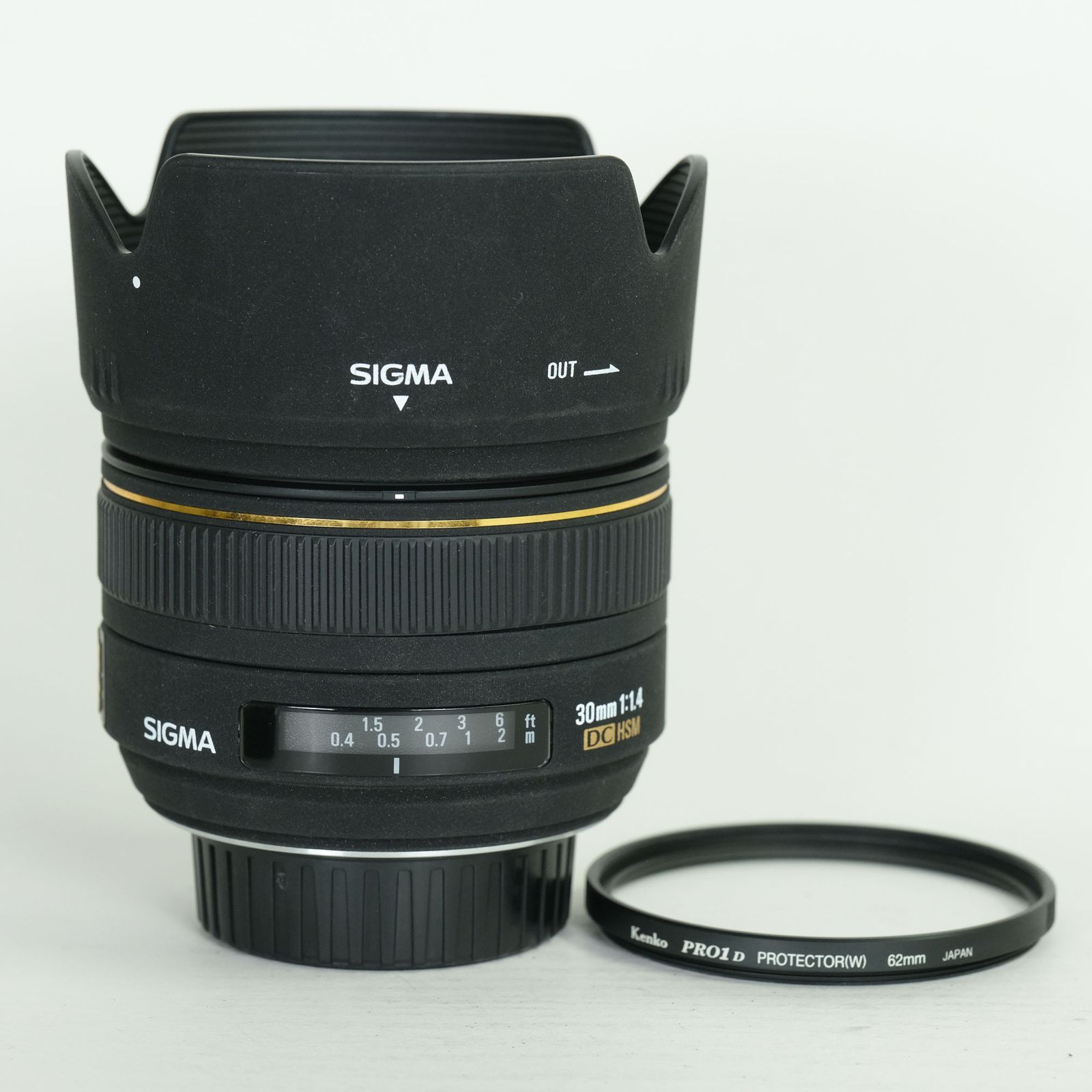 [良品 | フィルター付] SIGMA 30mm F1.4EX DC HSM (ニコンF用) | ニコンFマウント