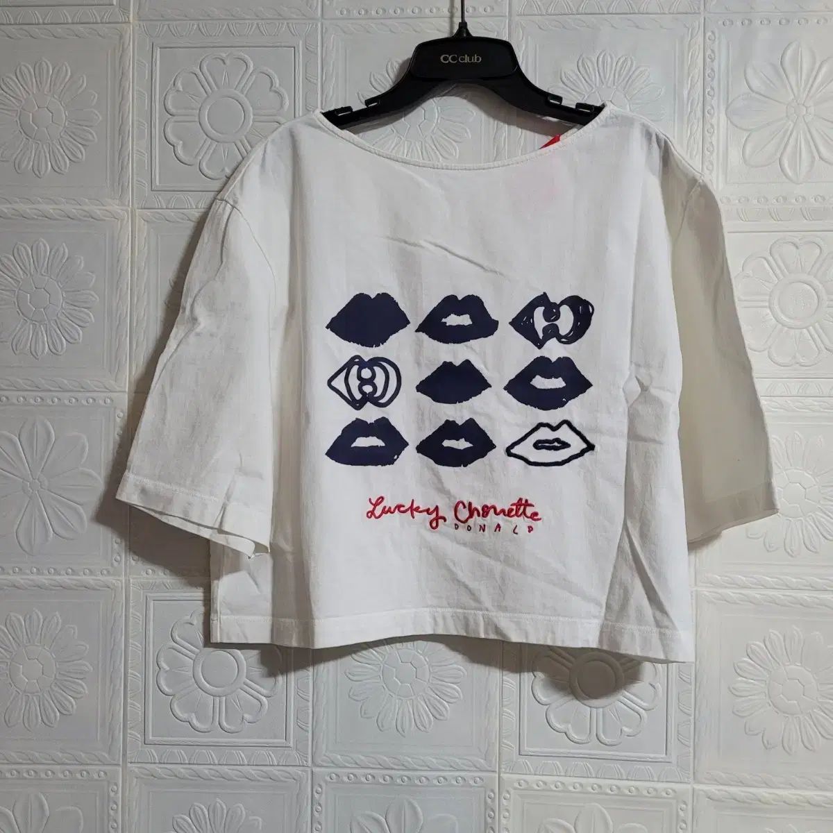 ラッキーシュエトゥ 刺繍 プリンティング Tシャツ