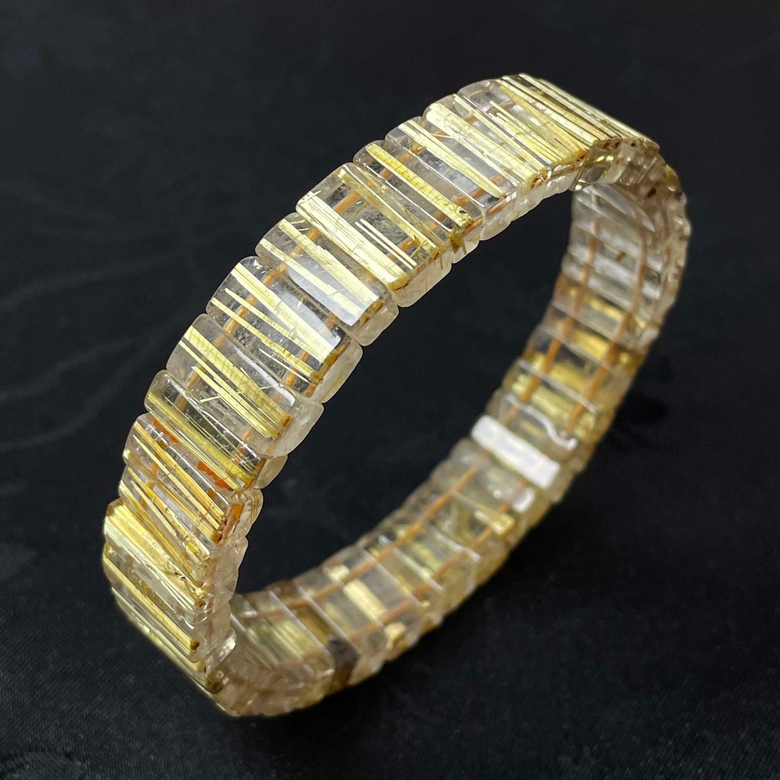新品　ゴールド タイチン太針ルチル水晶バングル 男女OK 天然石☆【110Aタイチンルチル】☆バングル 黄金針水晶 天然石 12.6