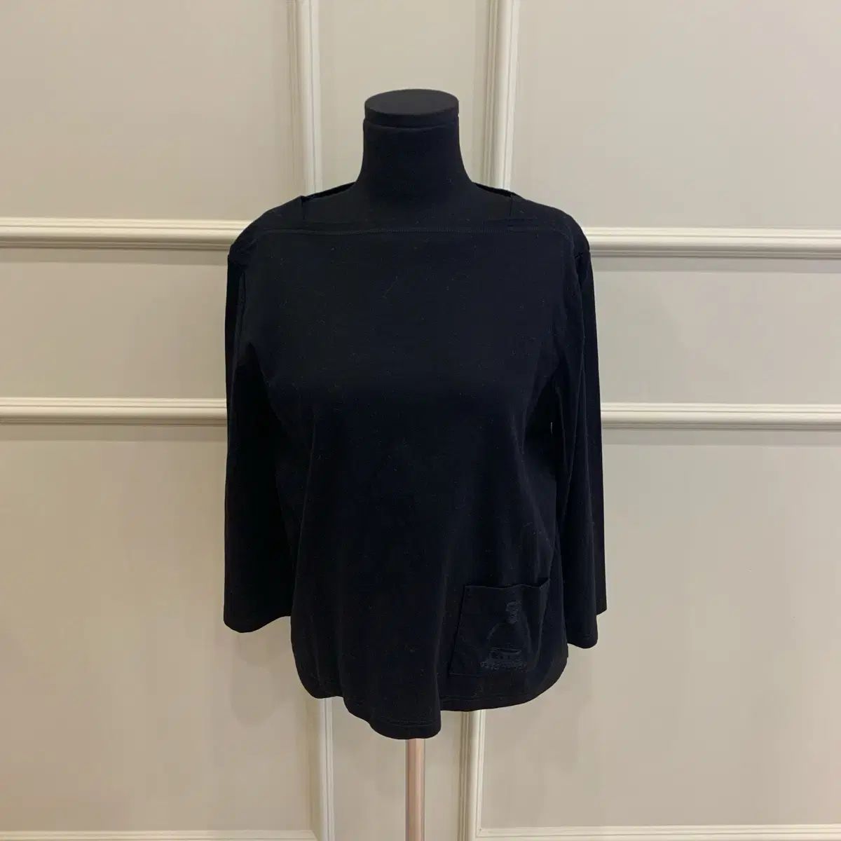 Hermes ブラック ポケット 刺繍 Tシャツ サイズ 40