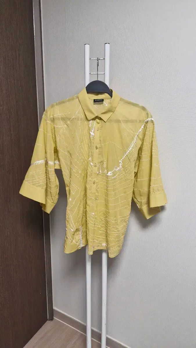 AKRIS アークス(90) マスタード刺繍パータン シャツブラウス