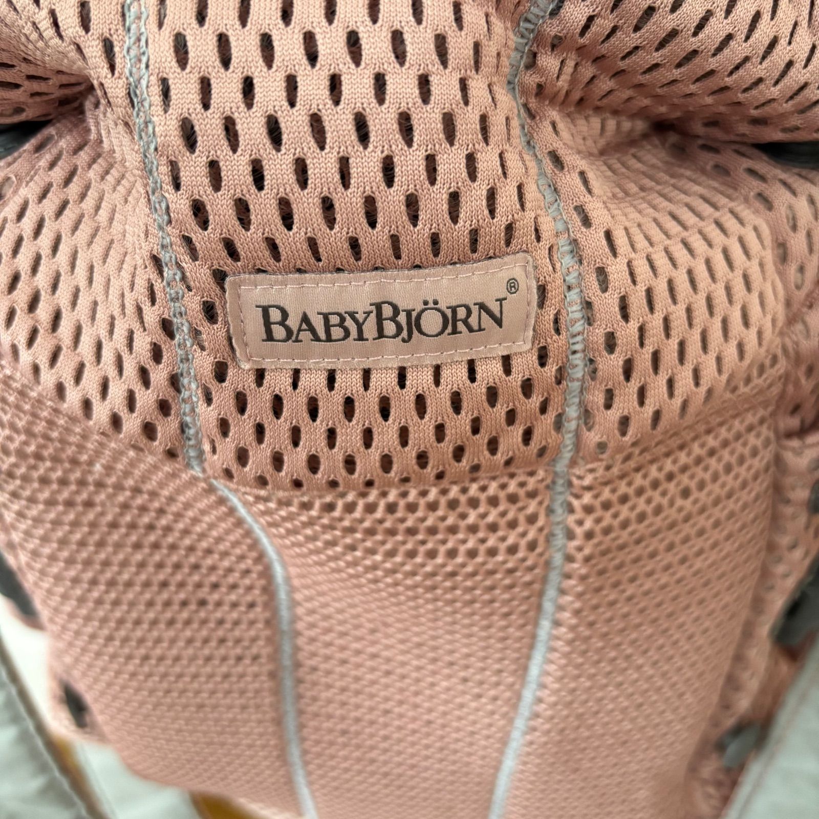美品＊ベビービョルン ハーモニー BABYBJORN 抱っこ紐 ダスティピンク