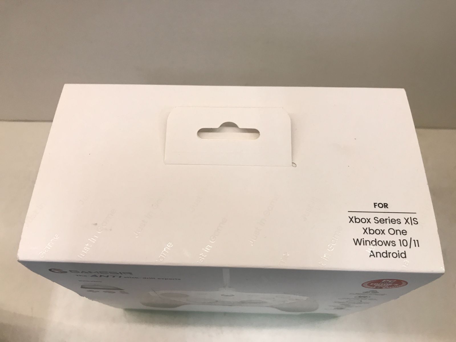 【XBOX Series X,S/XBOX One/PC/Android用】未開封　有線/ワイヤレス ゲームコントローラー　GAMESIR G7 PRO　ホワイト　111