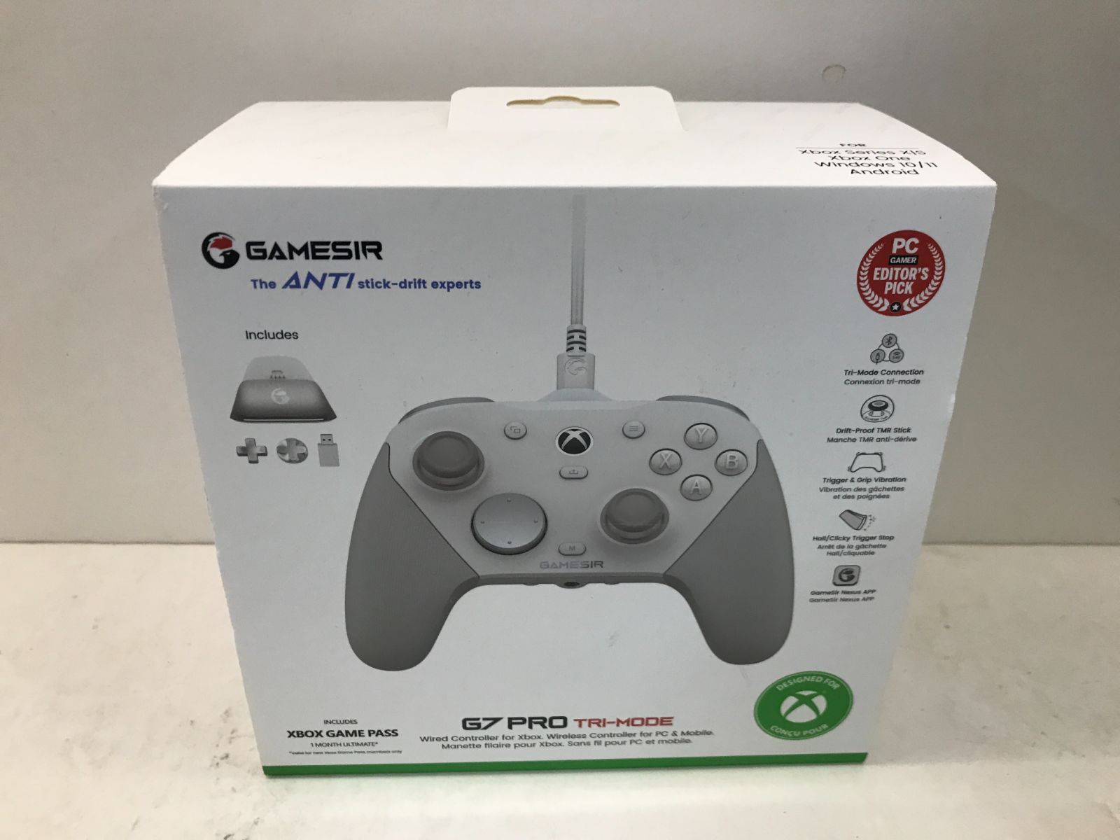 【XBOX Series X,S/XBOX One/PC/Android用】未開封　有線/ワイヤレス ゲームコントローラー　GAMESIR G7 PRO　ホワイト　111