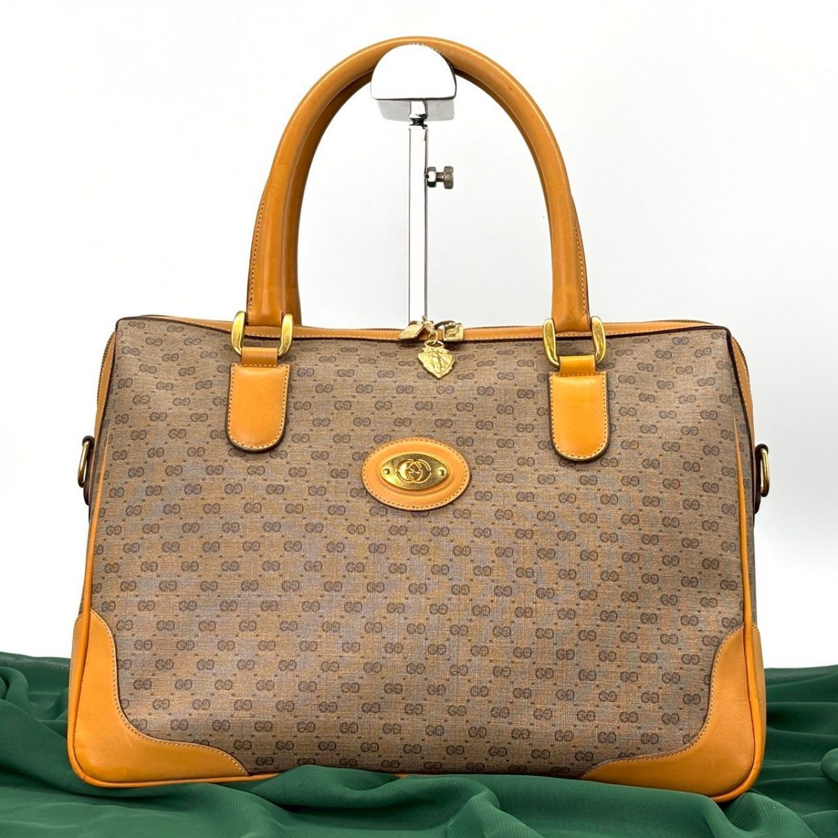静かに時代を運ぶ】 GUCCI ミニボストンバッグ マイクロGG インター 