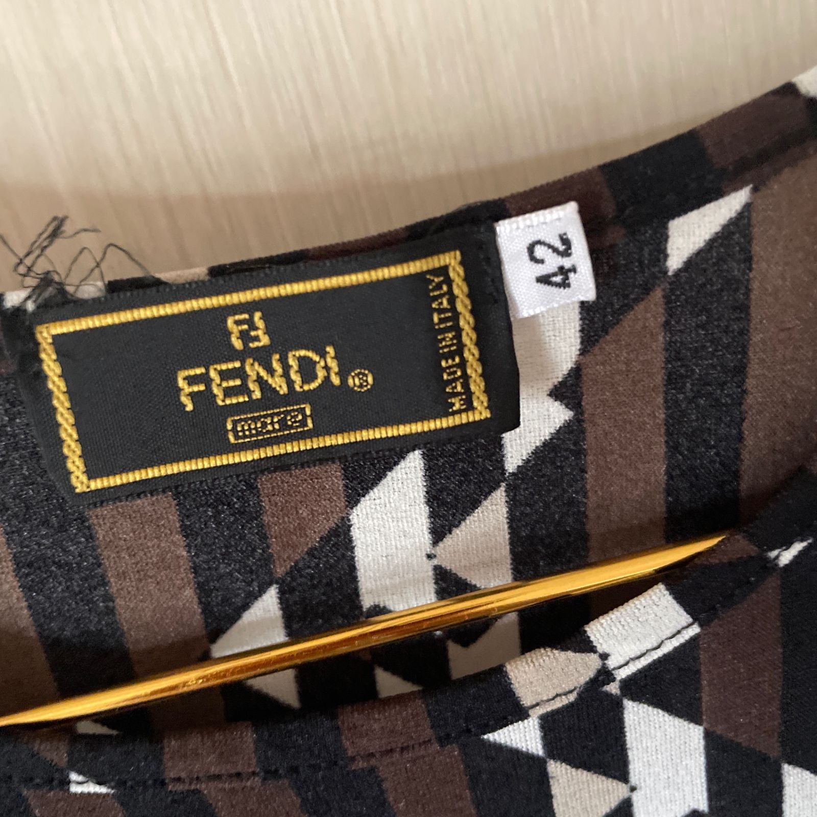 FENDI フェンディ 総柄 シャツ 半袖 Tシャツ ブラウス シャツ 