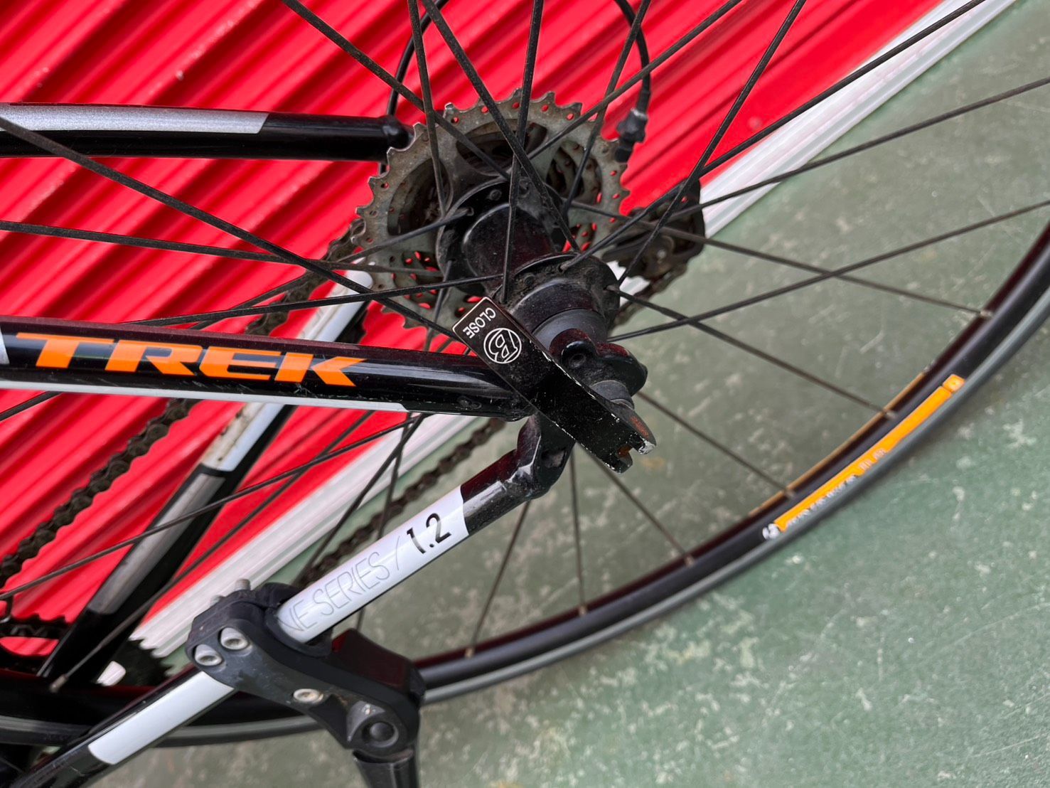 ○ 引取限定 TREK トレック ONE SERIES 1.2 ロードバイク ○ - メルカリ
