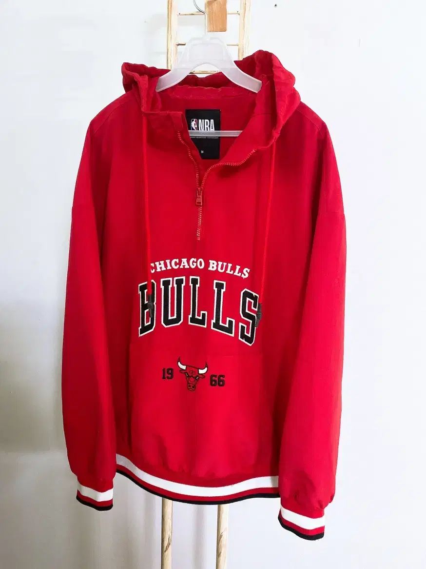 몽비ンテージ(M) Chicago Bulls（シカゴ・ブルズ）男性用 Anorak（アノラック）ハーフジップ フーディーTシャツ
