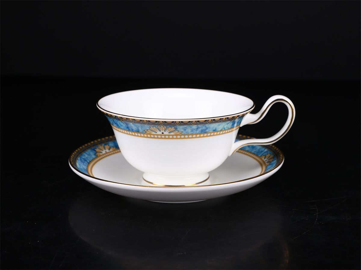 WEDGWOOD 【ウェッジウッド】 CURZON カップ＆ソーサー ポット