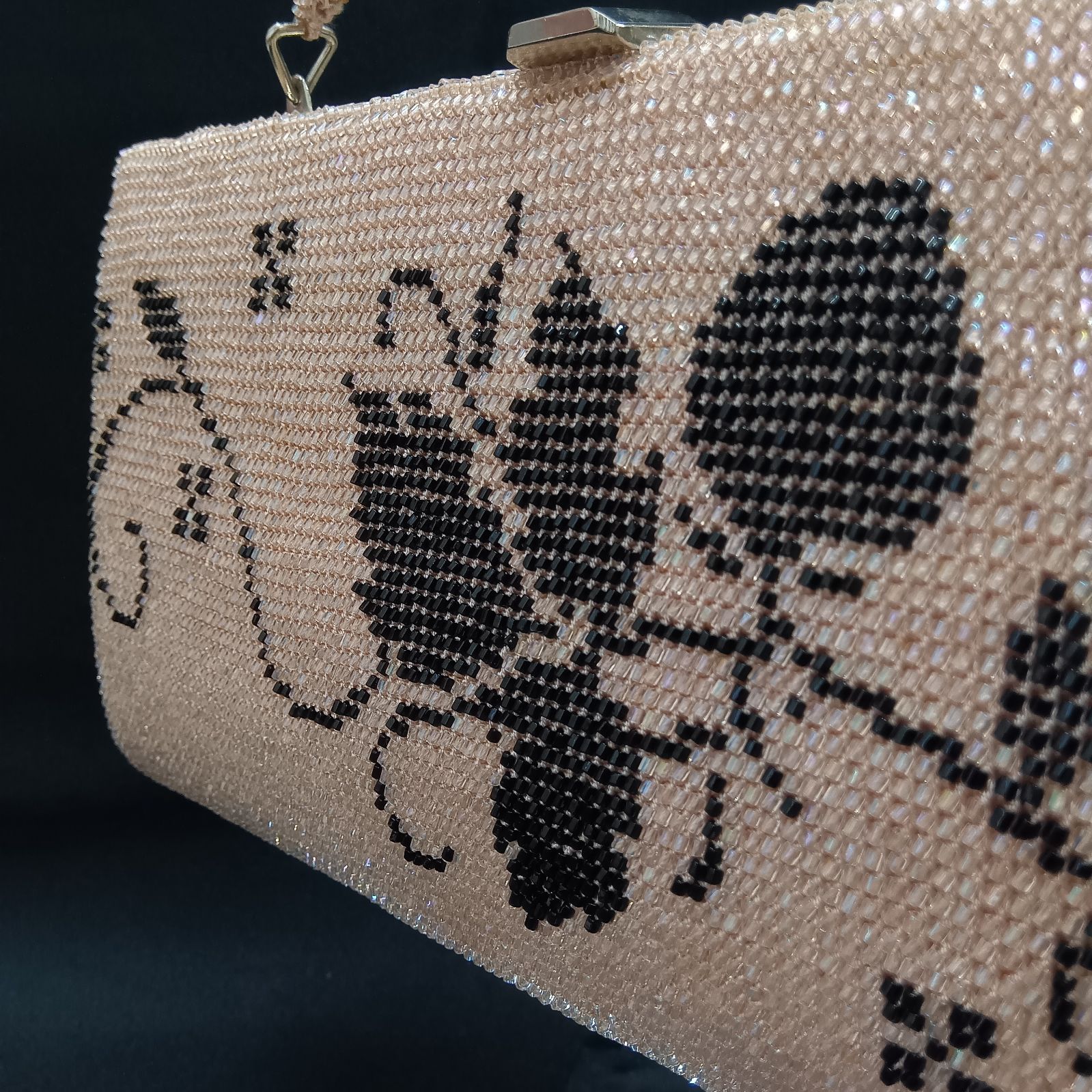 🔴 昭和レトロ 🔷 両面同柄 ビーズ刺繍バッグ ／ 2WAY 🔴 ビーズ