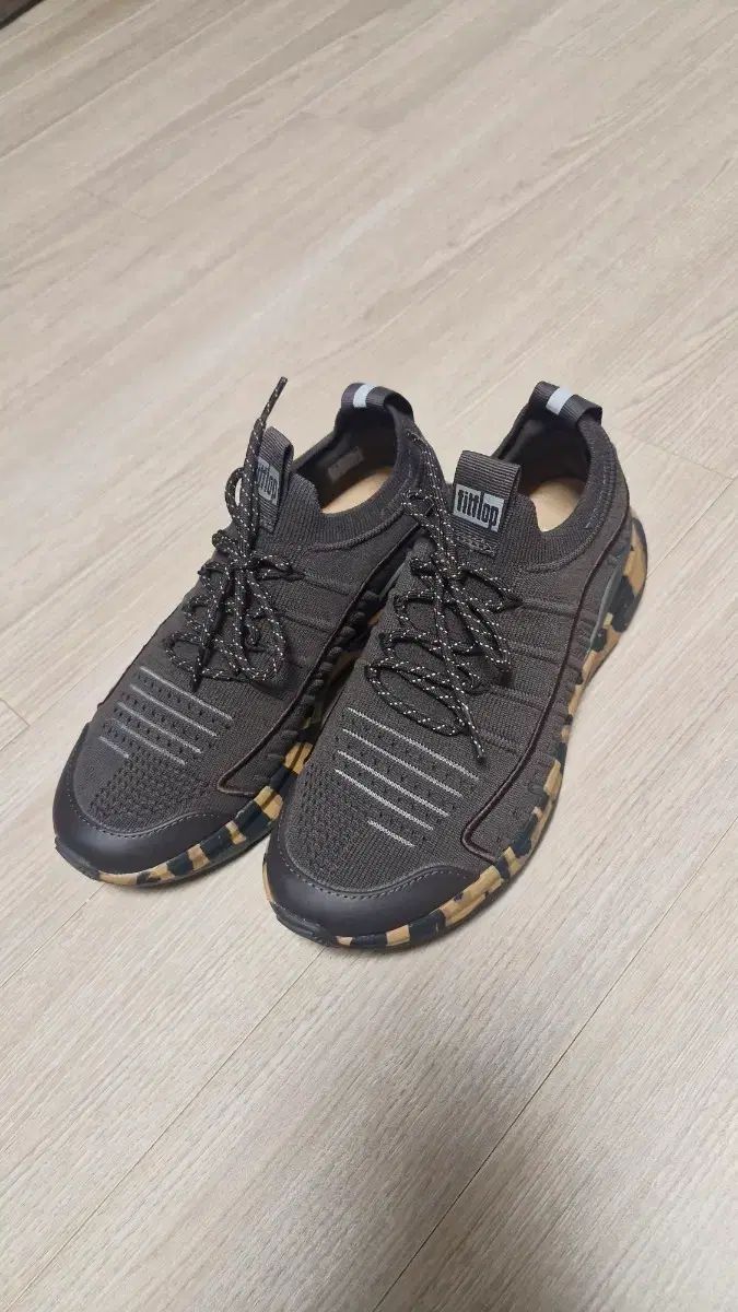 FITFLOP フィットフロップ (225 230) ニット スリッポン スニーカー ブラウン