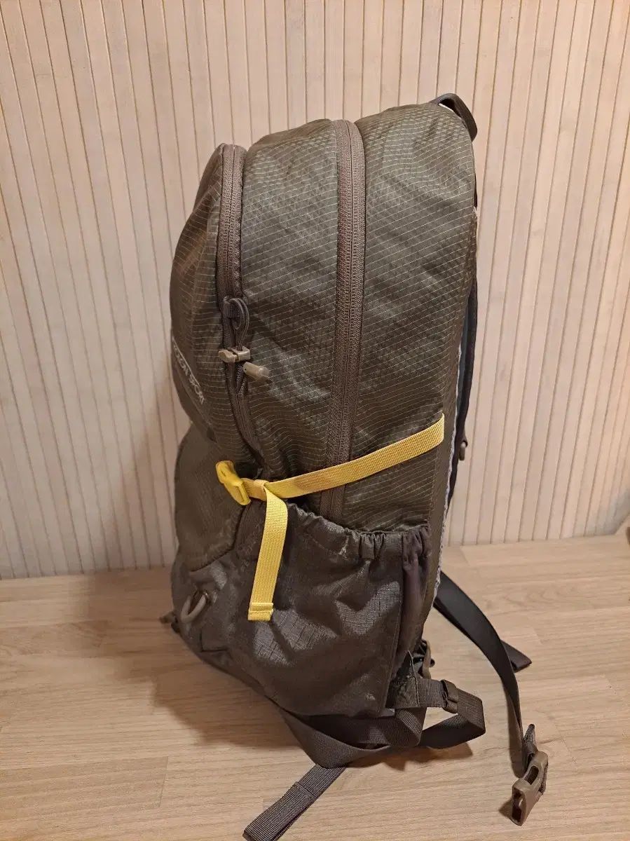 コーロンスポーツ 登山バッグ 大体 30L