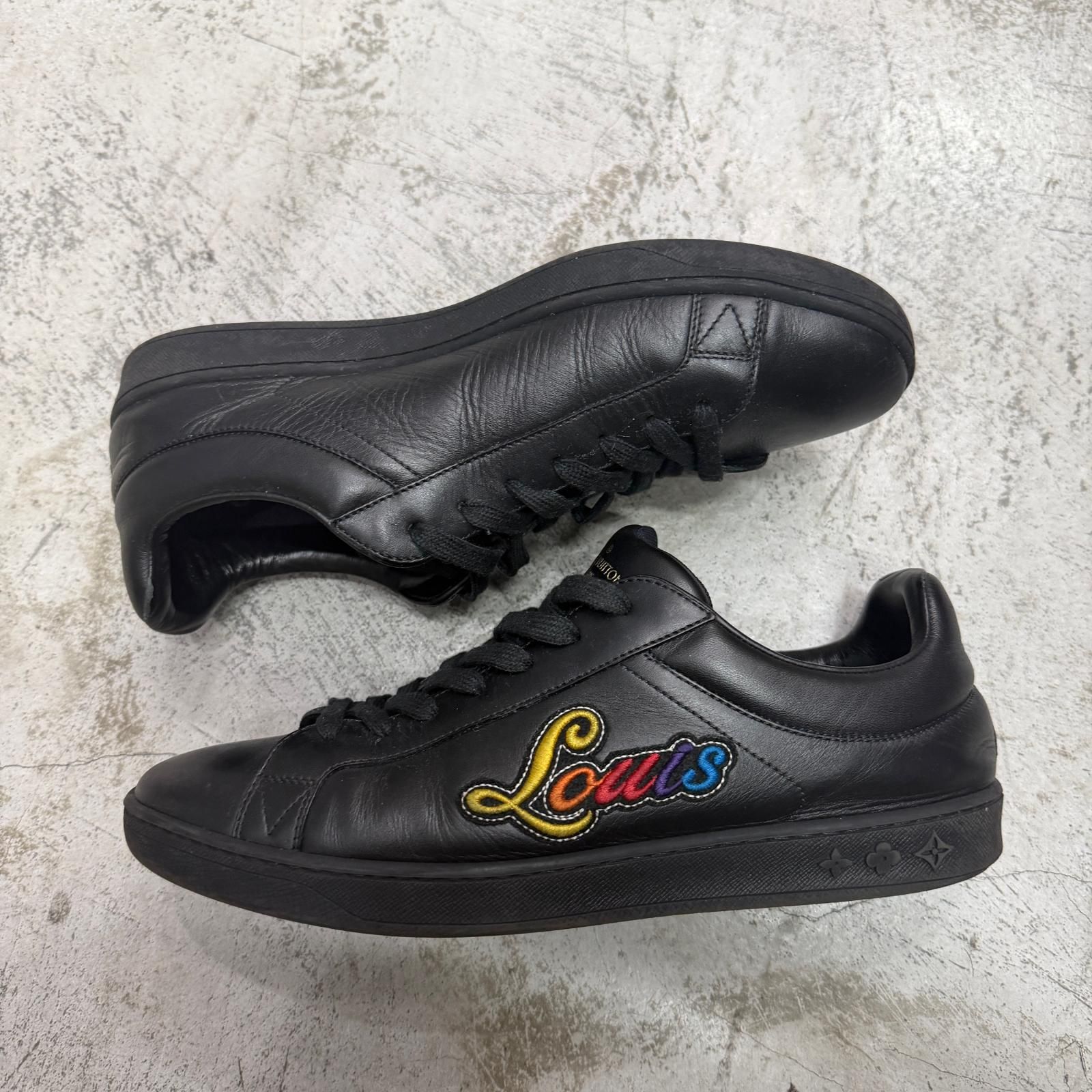 LOUIS VUITTON Luxembourg Side Logo Design Leather Lowcut Sneakers