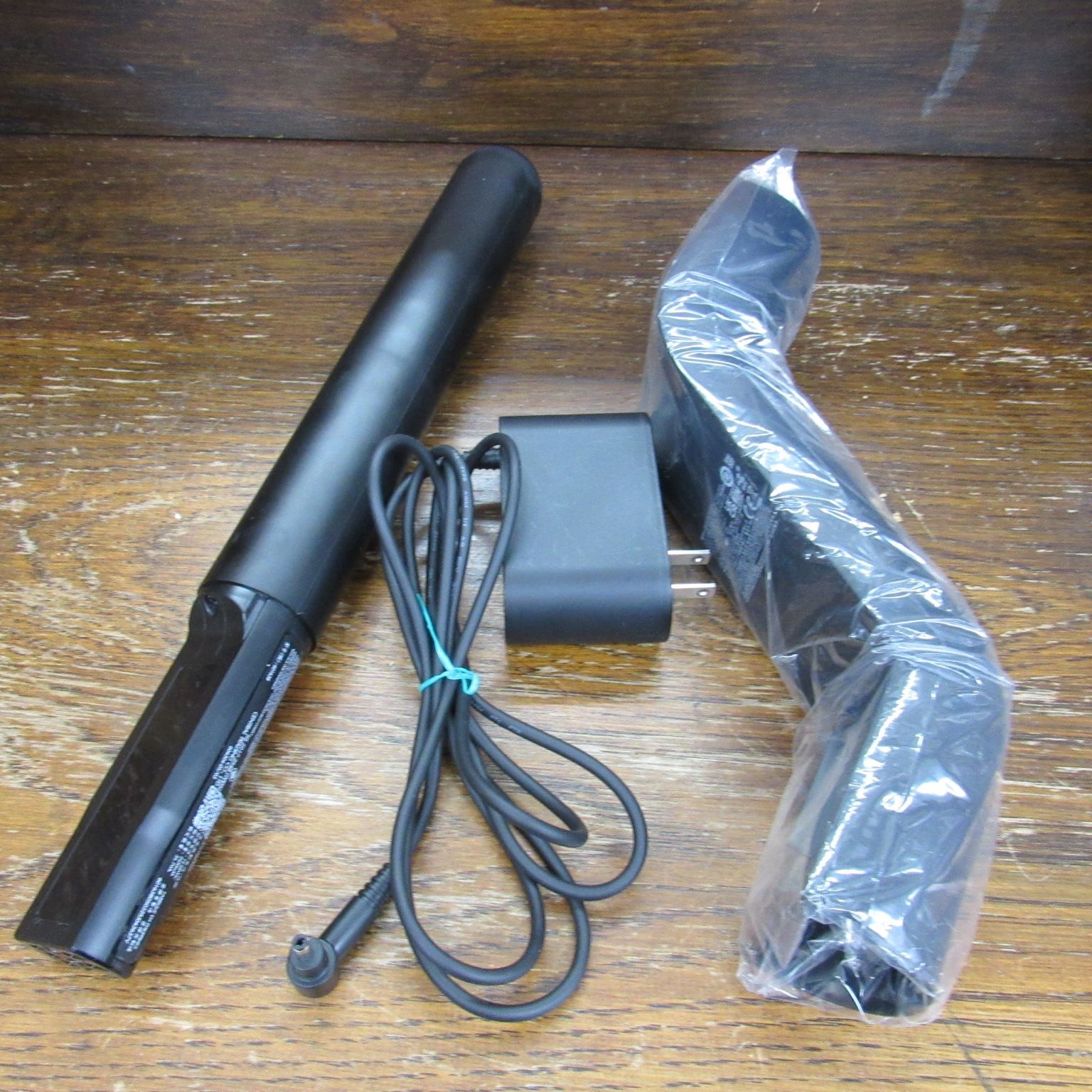 Dyson PencilVac Fluffycones SV50 ダイソン ペンシルバック コードレス スティッククリーナー エキスパート藤沢辻堂店 Dyson PencilVac Fluffycones SV50 ダイソン ペンシルバック コードレス スティッククリーナー エキスパート藤沢辻堂店