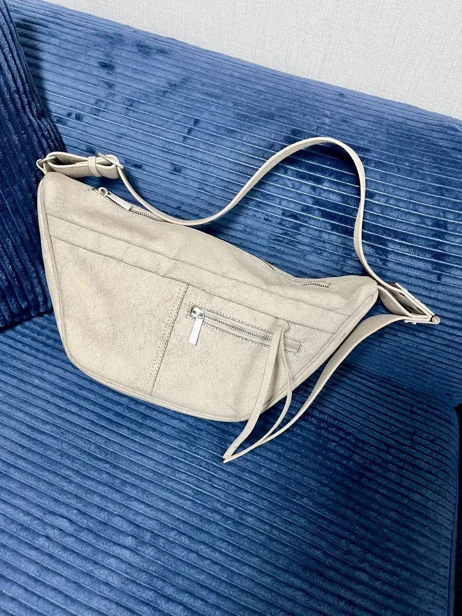 ザラ ZARA クラック ショルダーバッグ