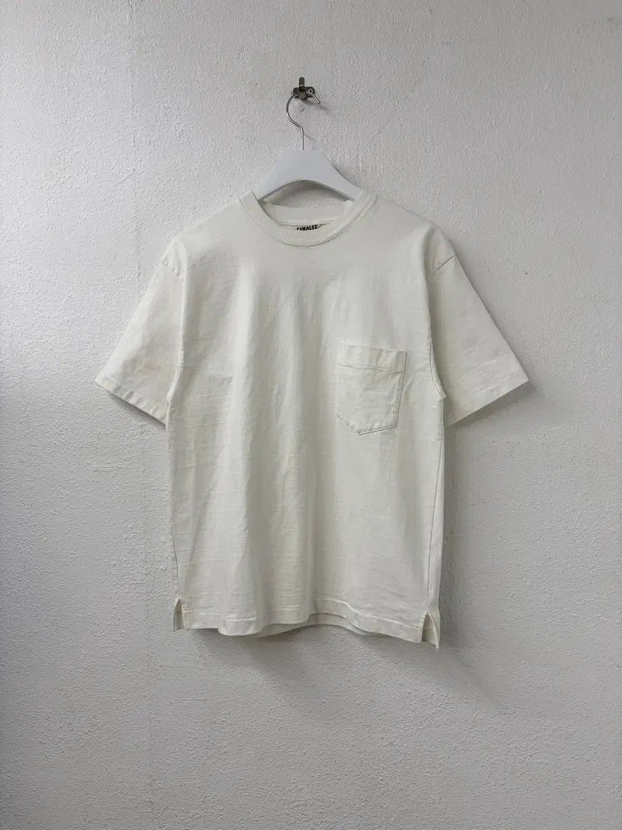 AURALEE Stand -Up T-Shirt