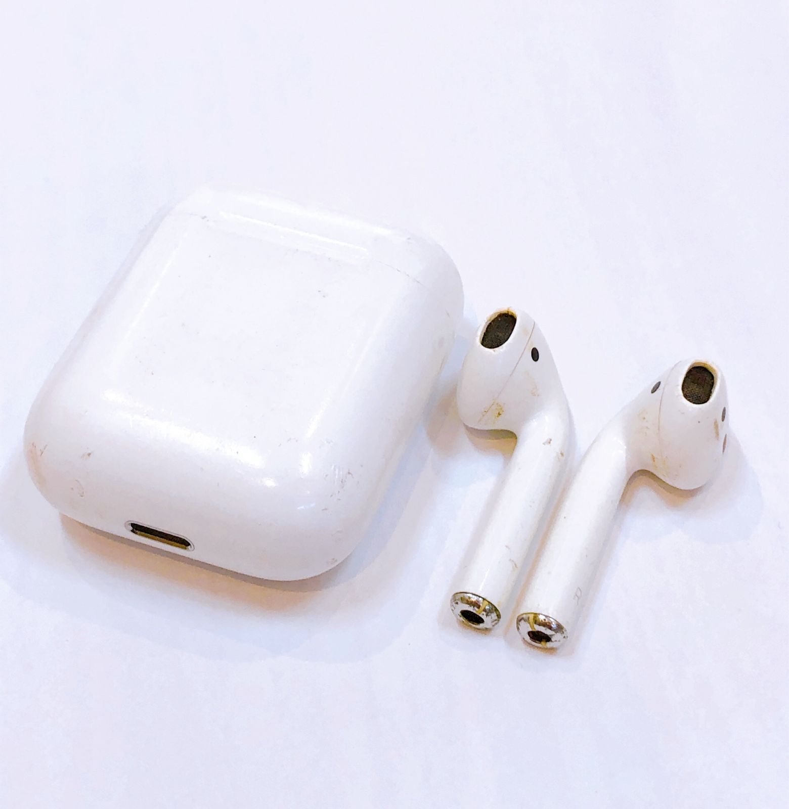 美品 AirPods 第1世代 MMEF2J/A Airpods 第一世代 中古美品 【公式