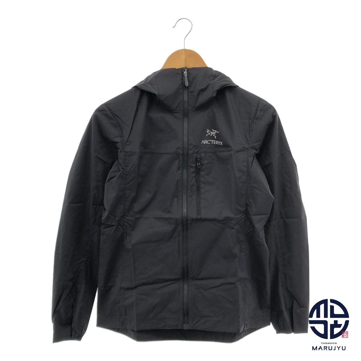 ARC'TERYX アークテリクス 黒 ブラック スコーミッシュ フーディ SQUAMISH HOODY ウィンドシェル 薄手 ジップアップパーカー レディース XSサイズ 服
