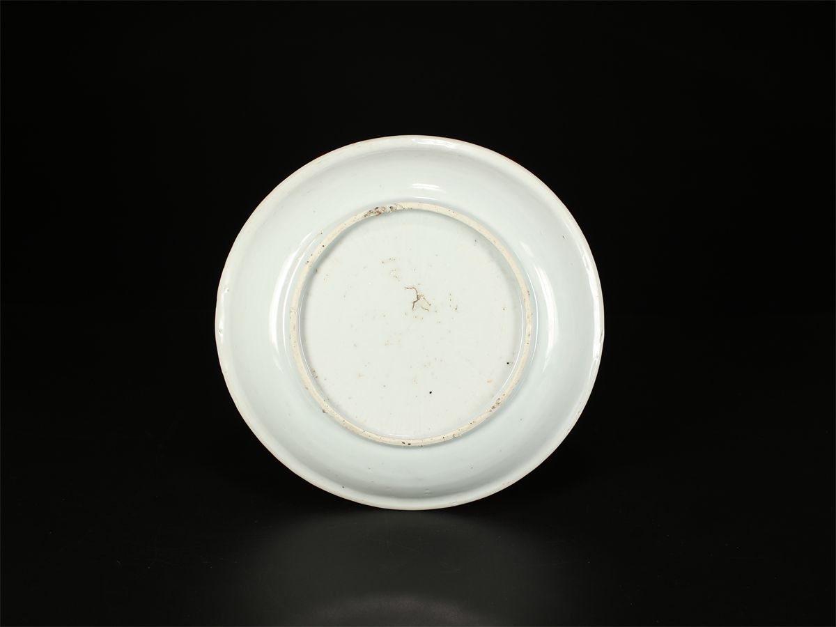 唐物 明代景徳鎮製 青花草花文 皿箱付 時代の小ホツあり S！CP848