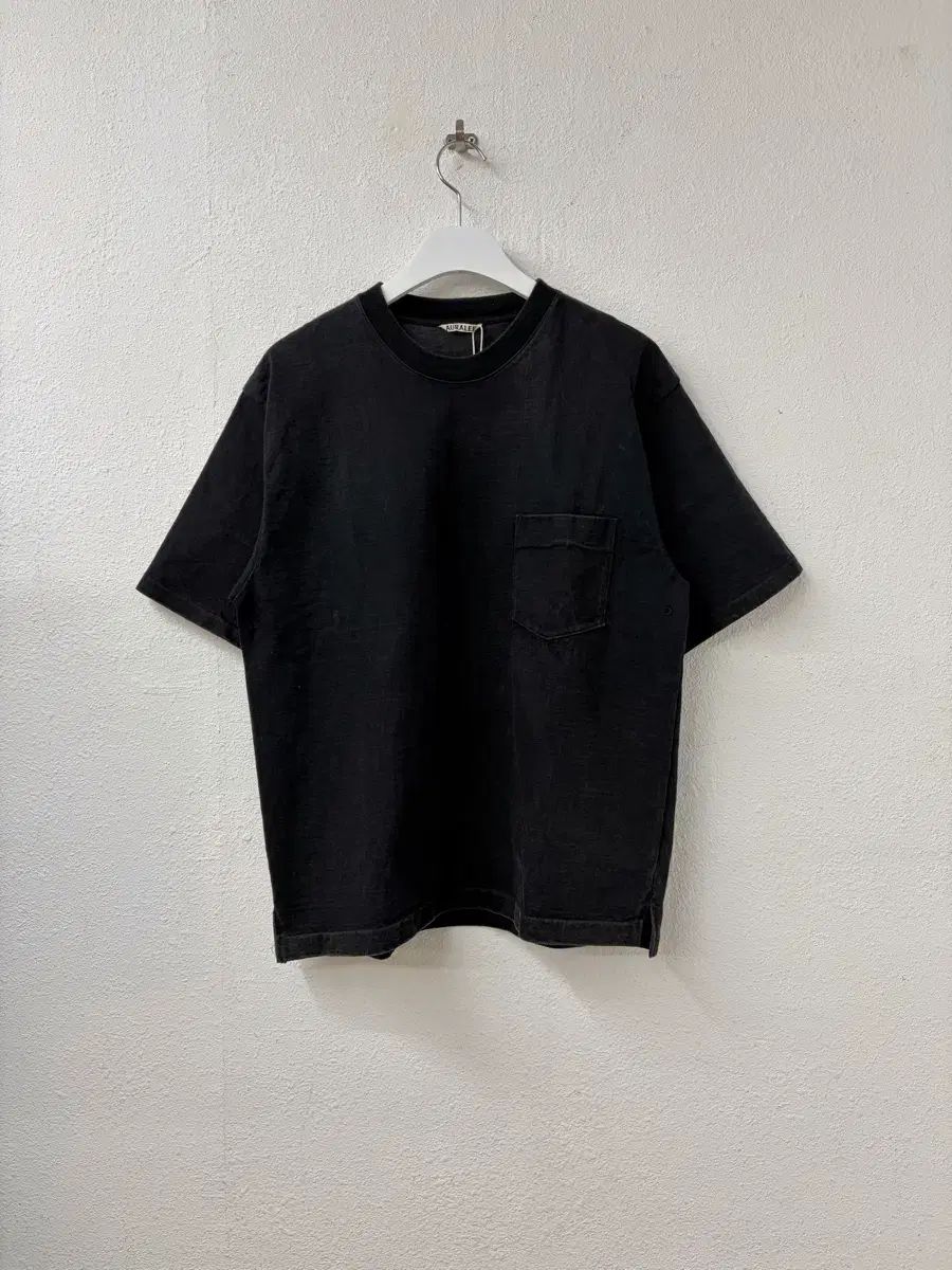 AURALEE Stand -Up T-Shirt