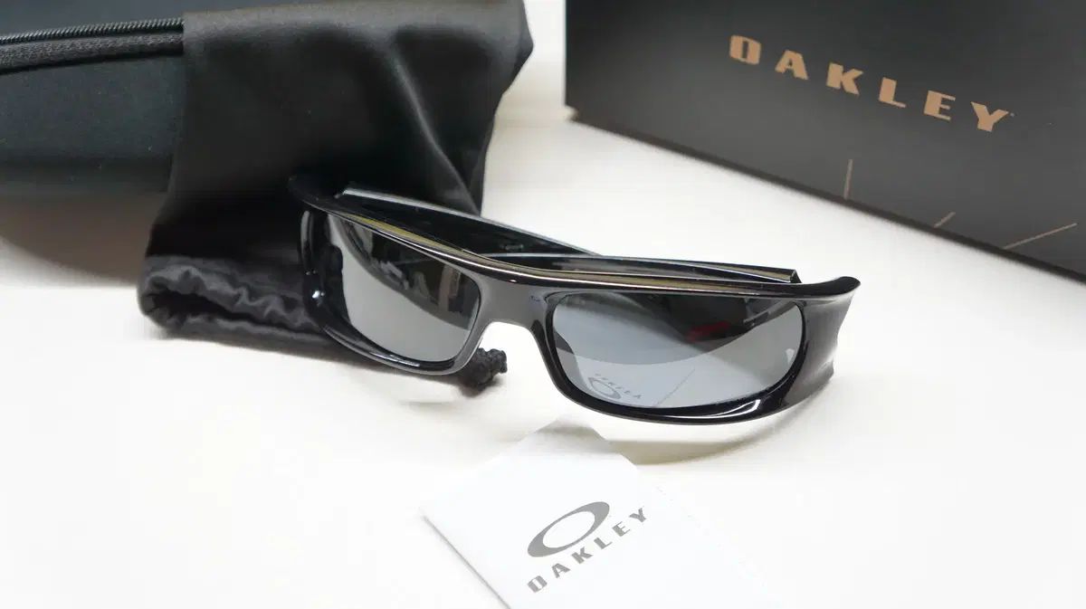 正規品/新品 オークリー ハイランド ゴーグル サングラス OO9522